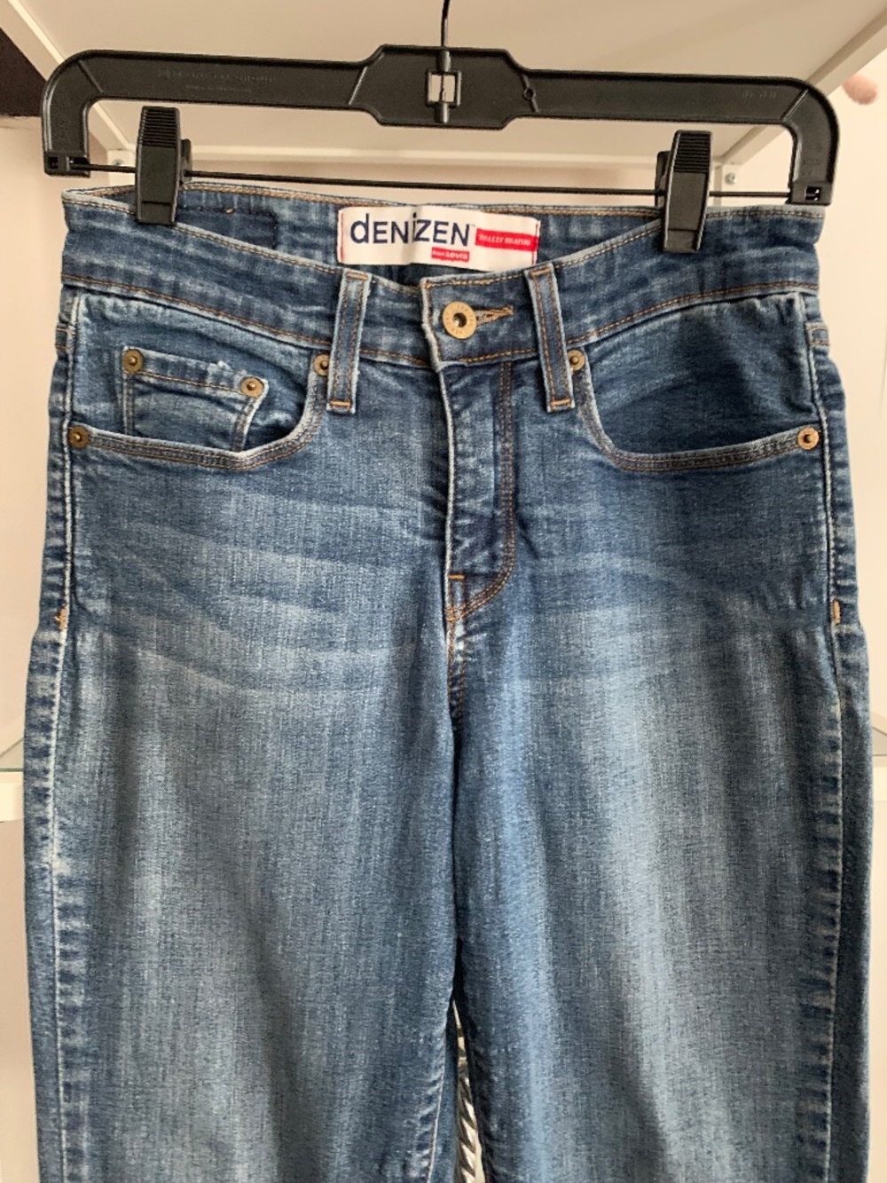 Denizen from Levi's - Boot Cut- Totally Shaping Denim Jeans, Sz 4 Medium